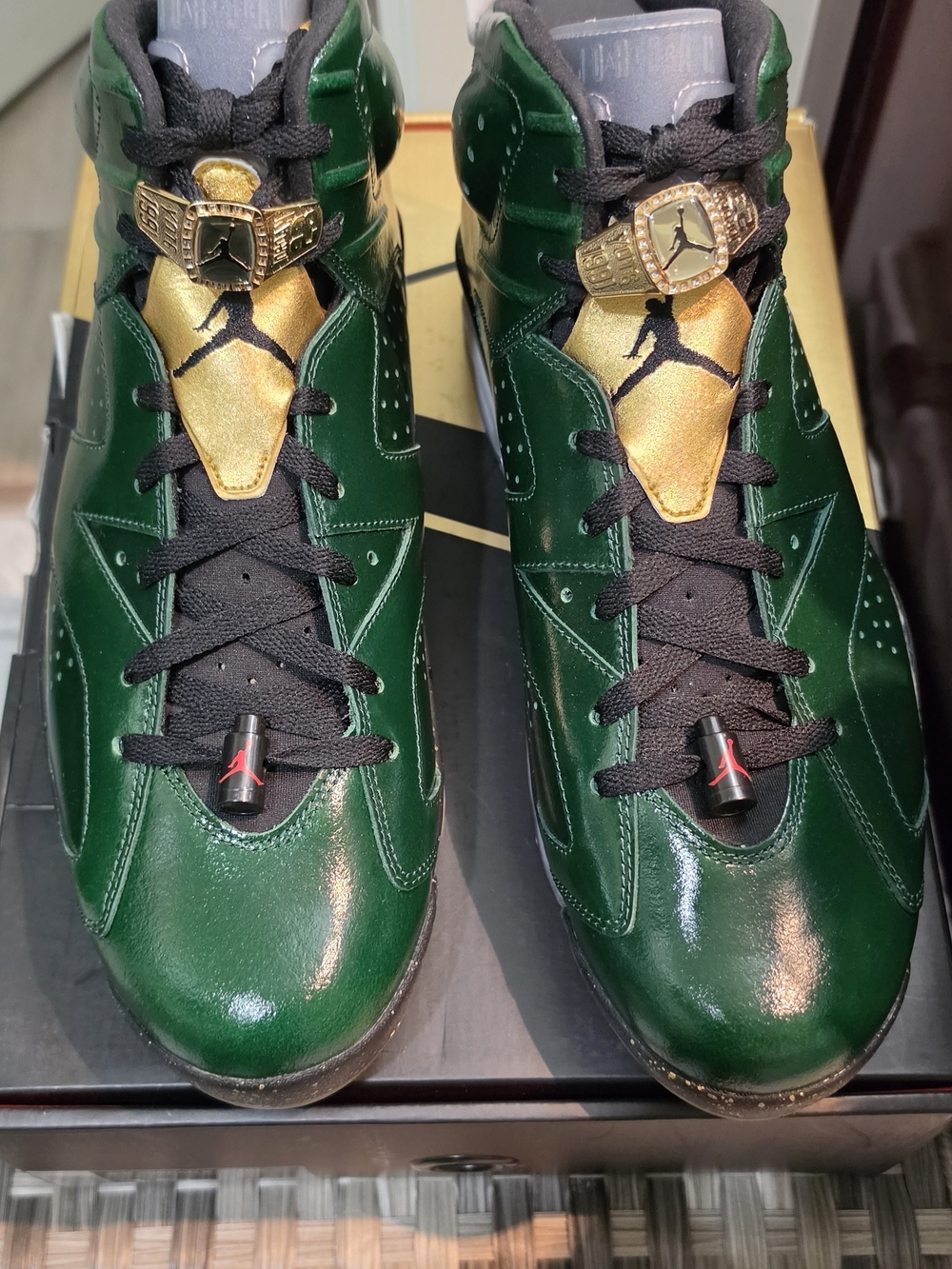 Nike Air Jordan 6 Retro Champainge. Men's Size 15 US.